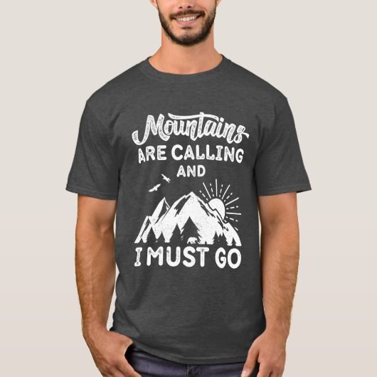 山が呼ばれて行かねばならない Tシャツ (正面)