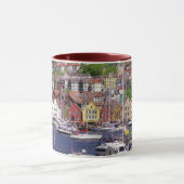 山が多いマリーナのマグ マグカップ (中央)