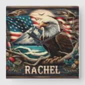 山とアメリカ国旗に突き当たったハゲのワシ スクエア壁時計 (正面)