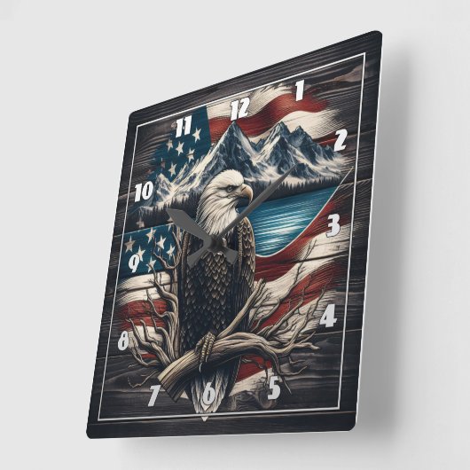 山とアメリカ国旗の上のイーグルのエンブレム スクエア壁時計 (傾斜)