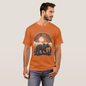 山とクマと夕焼けの少女 Tシャツ (正面フル)