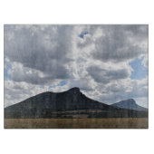 山とドラマチックな雲の下の突然 カッティングボード (正面)