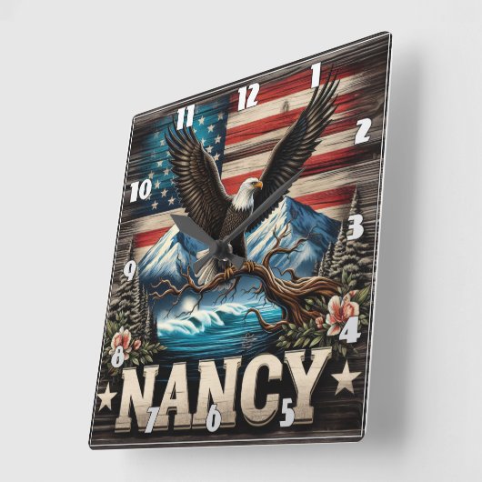 山と威厳のある旗の中に建てられたワシ スクエア壁時計 (傾斜)