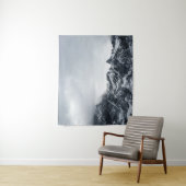 山と柔らかい雲の鋭いエッジ タペストリー (インサイチュ)