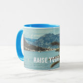 山と椰子の木が咲く海 マグカップ (正面左)