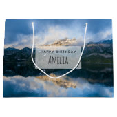 山と湖景勝地自然写真誕生日 ラージペーパーバッグ (正面)