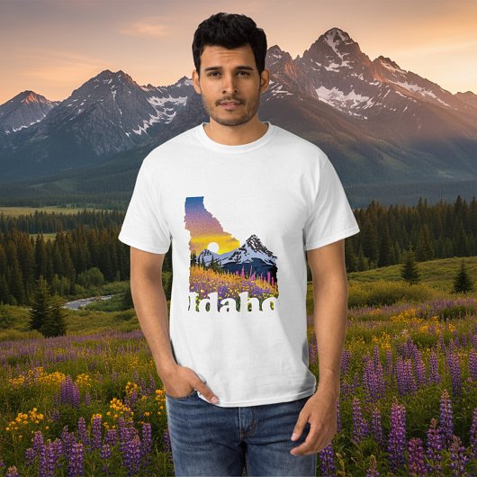 山と野の花をモチーフにしたアイダホ州の形 Tシャツ
