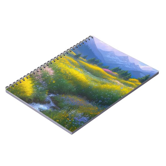 山に囲まれた威厳のある牧草地 ノートブック (左側)