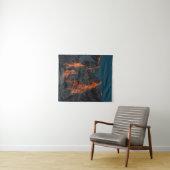 山に日没の光威厳のある灯 タペストリー (インサイチュ(横))