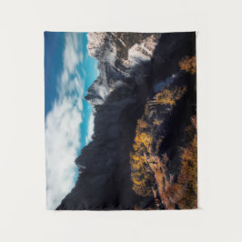 山に畏敬の念を抱いて タペストリー