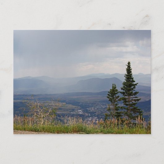 山に降る夏の雨のポストカード ポストカード (正面)