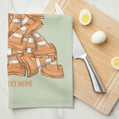 山のようなオレンジ色のロードコーン キッチンタオル (四つ折り)