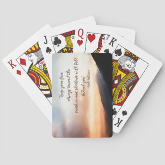 山のトランプ上の日没 トランプ