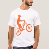 山のバイクもしくは自転車に乗る人シルエット Tシャツ (正面)