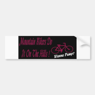 山のバイクもしくは自転車に乗る人 バンパーステッカー