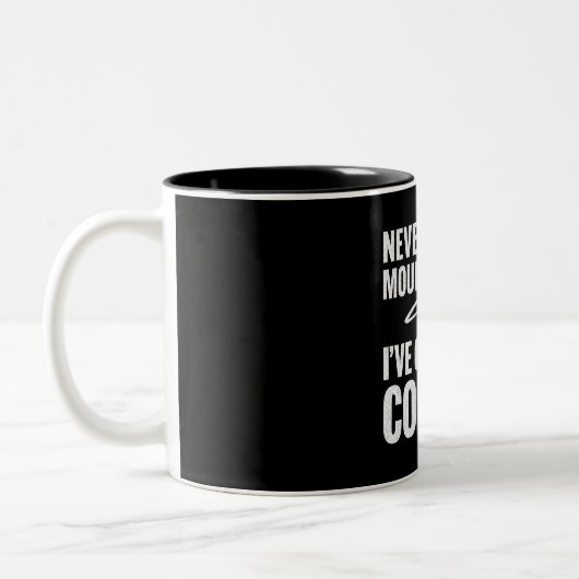 山のライオンを殺したことはないが、私は部屋を詰め込んだ ツートーンマグカップ (左)