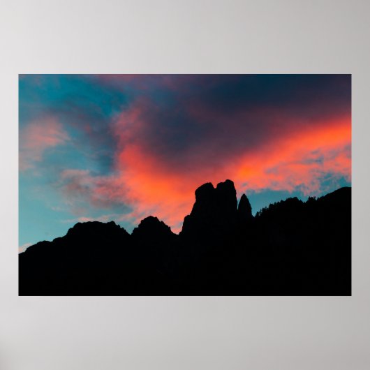 山の上で燃える雲 ポスター (正面)