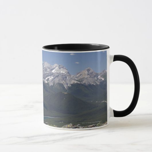 山の上のからの山地そして湖 マグカップ (右)