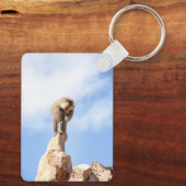 山の上のバブーンモンキー キーホルダー (裏面)