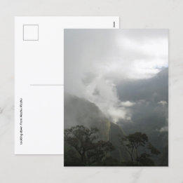 山の上の灰色の霧の雲 シーズンポストカード