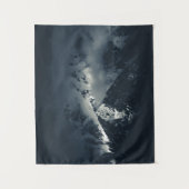 山の上の闇と雲 タペストリー (正面)