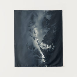 山の上の闇と雲 タペストリー