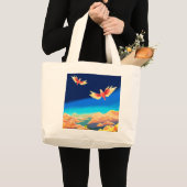 山の上を彩る鳥が飛んでいる ラージトートバッグ (正面(商品))