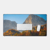 山の下の秋の森 デスクマット (キーボード&マウス)