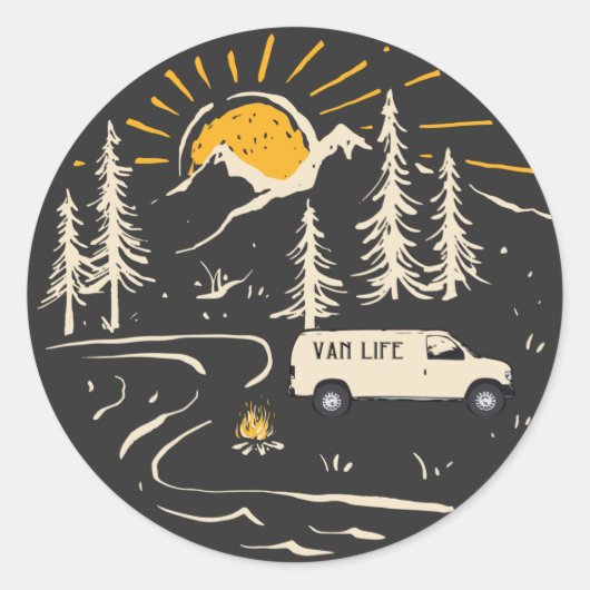 山の中でのキャンプVan Life Tシャツボタン ラウンドシール (正面)