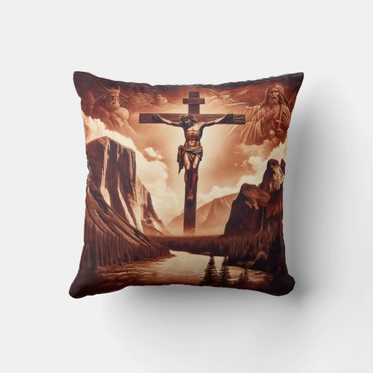 山の中のイエスの威厳のある十字架 クッション (裏面)