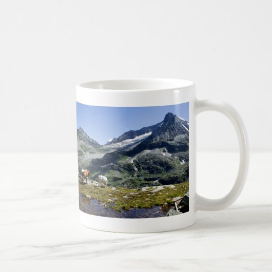 山の中の牛 コーヒーマグカップ (右)