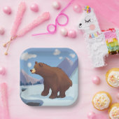 山の中の茶色の熊 ペーパープレート (パーティー)