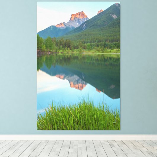 山の反射 キャンバスプリント (インサイチュ (ウッドフロア))