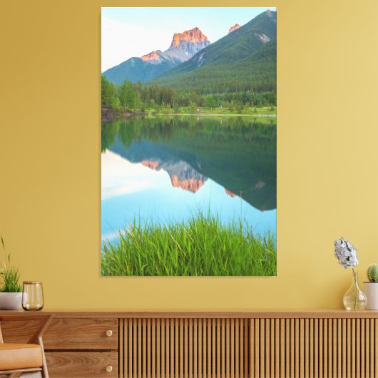 山の反射 キャンバスプリント (インサイチュ (リビング))
