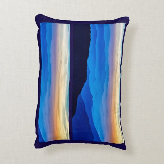 山の向こうの素敵な色のネパールの夕日 アクセントクッション (裏面(縦))