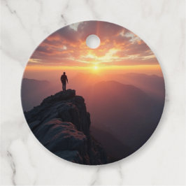 山の威厳のある頂上から見る日の出 フェイバータグ