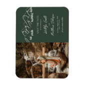 山の屋外セージ緑の結婚式の日付を保存 マグネット (縦)
