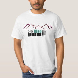山の峰をハイキングするTシャツ Tシャツ
