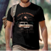 山の日没 – 旅行者の贈り物 – 人生は旅である Tシャツ