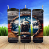 山の景色に囲まれたハゲのワシ タンブラー