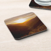山の景色の上の夕日 コースター (左側)