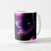 山の景色を持つ紫の透明な球体 コーヒーマグカップ (正面右)