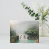 山の森の美しい滝 ポストカード (スタンド正面)