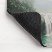 山の森の美しい滝 マウスパッド (コーナー)