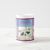 山の洞窟の宝こどもの本マグカップ ボーンチャイナマグカップ (正面)