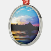 山の湖に虹の夕日 メタルオーナメント (左)