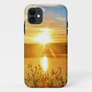 山の湖の矢印に日没 iPhone 11 ケース