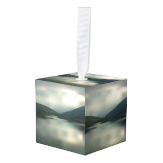 山の湖 キューブオーナメント
