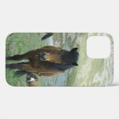 山の牧場にある馬の群れ Case-Mate iPhoneケース (裏面 (横))