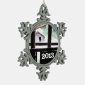 山の生活 • モンタナ スノーフレークピューターオーナメント (左)